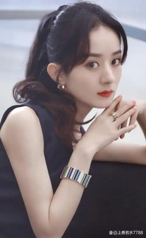 经典谍战剧《暗战风云》